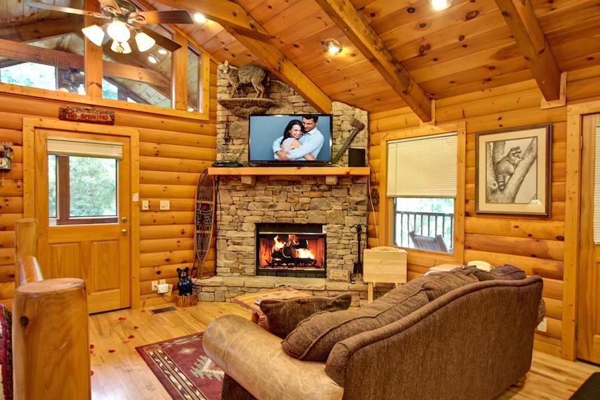 Studio Cabin with Fireplace - Wears Valley Cabin - Heartland Cabin Rentals